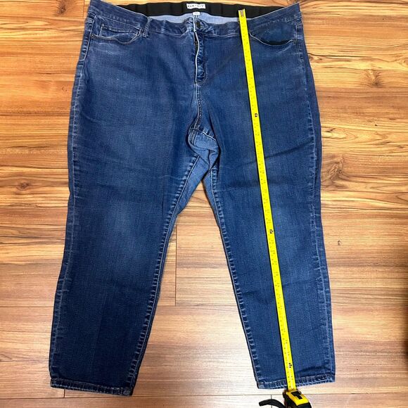 Ava & Viv Jeans Womens 26W Plus Blue Denim Dark Wash Skinny Leg Cropped Retro - Picture 8 of 9